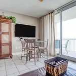 Majestic Beach Resort Tower 1-711
