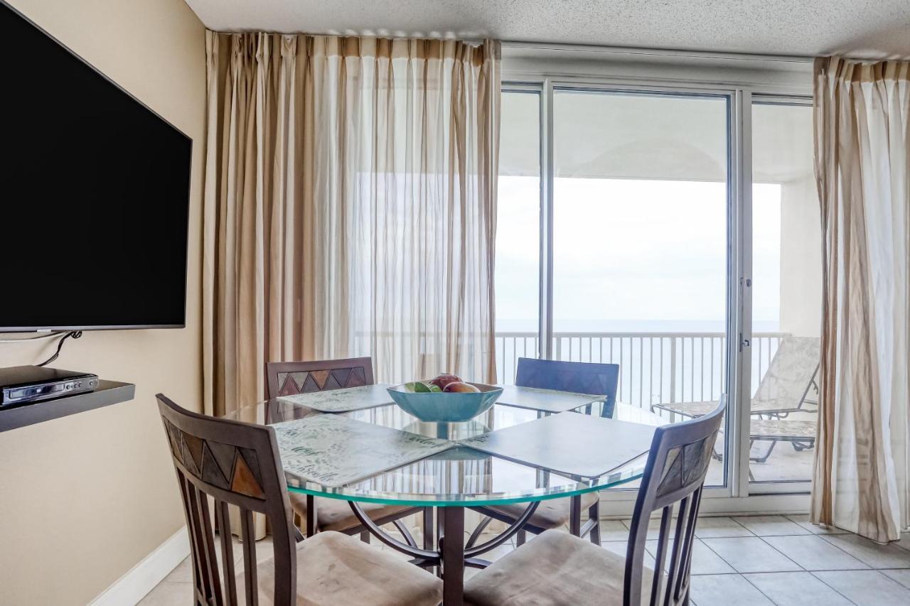 Majestic Tower 1-711 Apartment